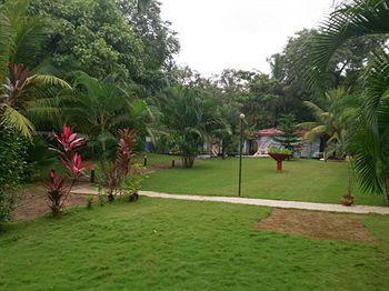 Retreat Anjuna Resort Luaran gambar